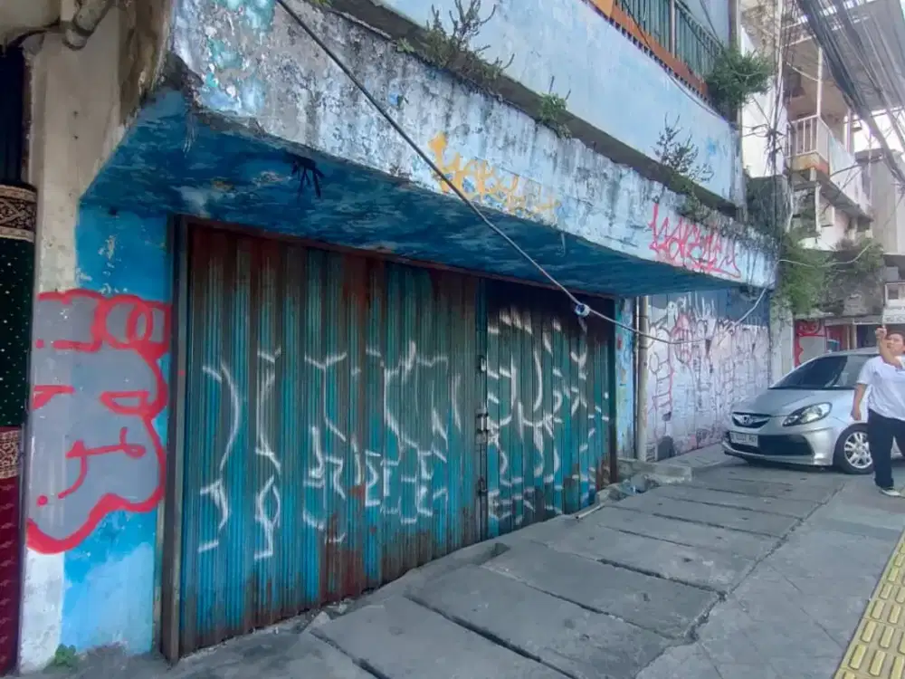 RUKO 2 LANTAI LUAS 195 KONTRAK 3 TAHUN GRATIS 6 BULAN COCOK UNTUK BANK dan EKSPEDISI