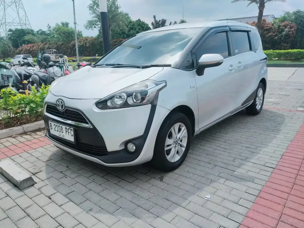 Sienta 1.5 G 2017 AT, Exlusive