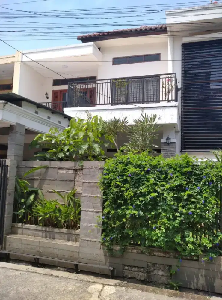 Di jual Rumah siap huni full furnish ciwaruga