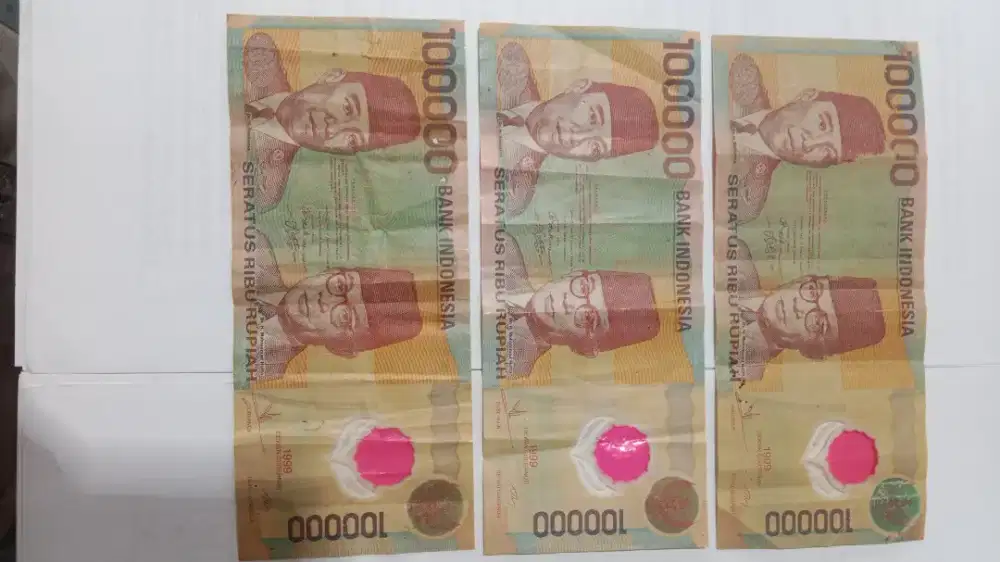 uang plastik 100 ribu