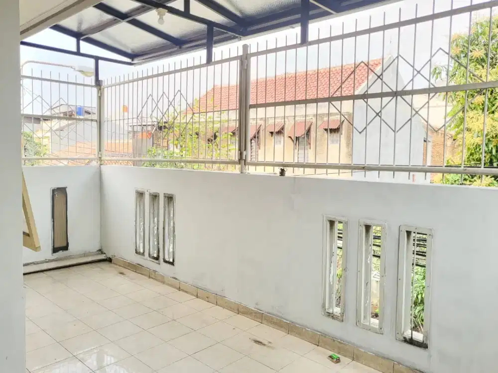 Dijual Rumah Murah di  Taman Holis Indah 1 Bnadung
