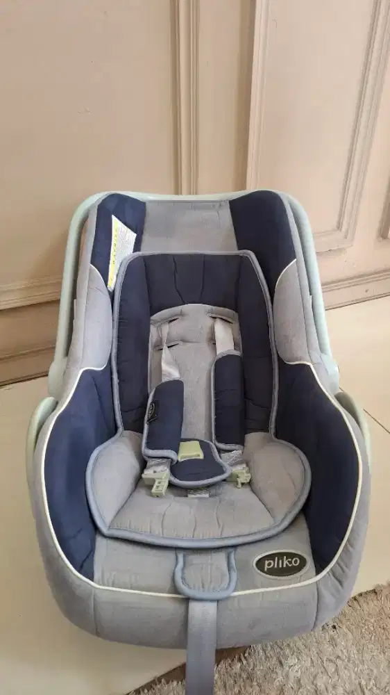 Car seat bayi pliko