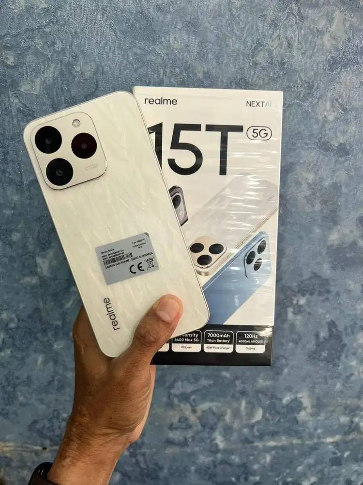 Realme 5T 5G 8/256 putih