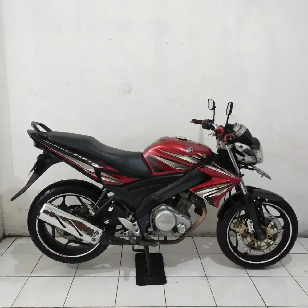 Yamaha Vixion OLD 2012 Orisinil Bagus lengkap mesin Cakep