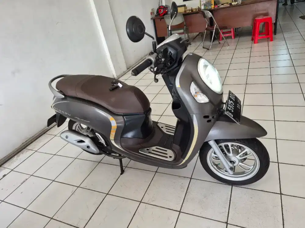 SCOOPY 2021 KEYLES cas/ kredit  DP 500