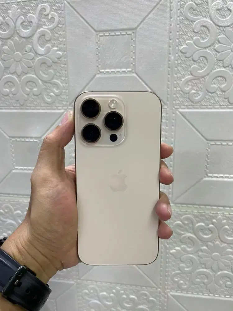 Iphone 16pro 512gb garansi resmi ibox