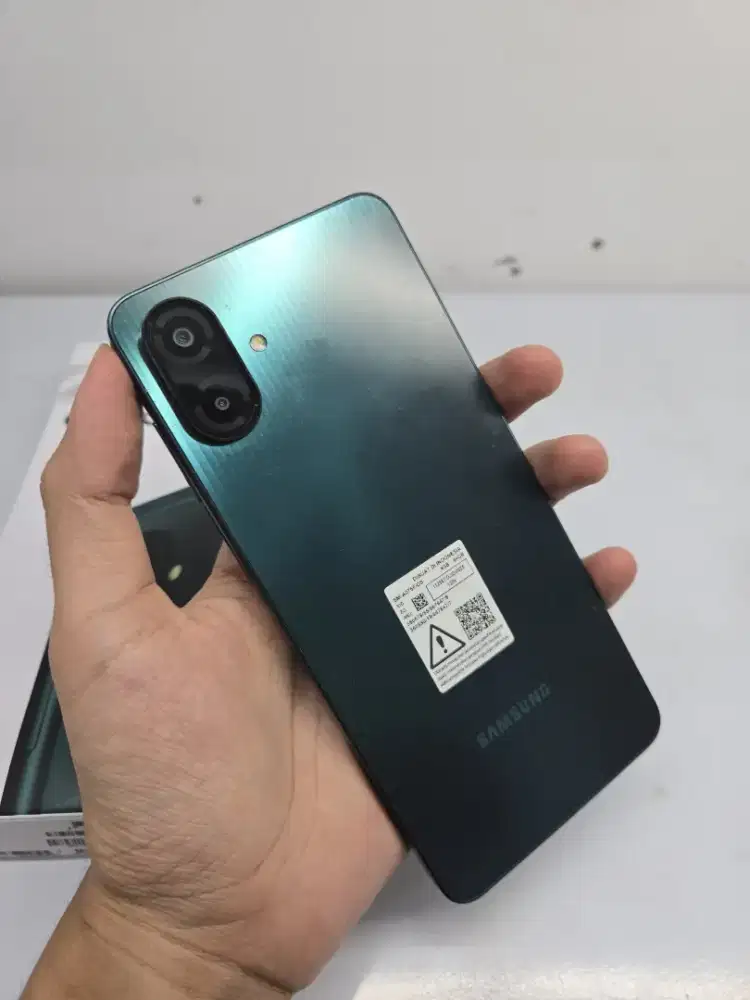 JUAL SAMSUNG A07 4/64 LIKE NEW - FULSET (GARANSI ON )