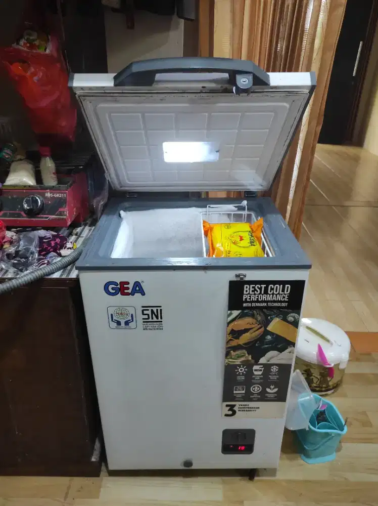 Freezer pribadi bukan warung