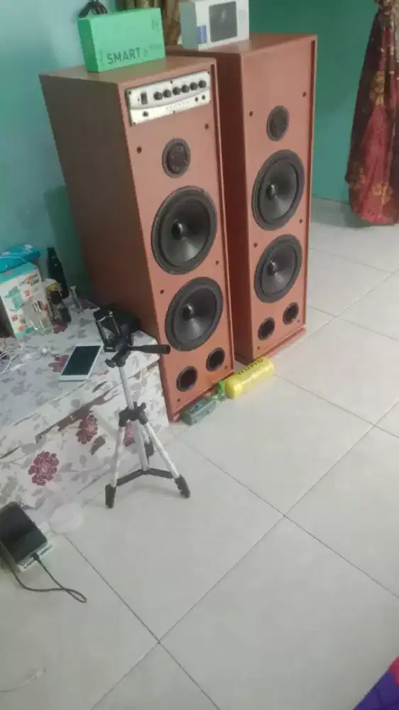 Jual speaker aktif bluetooth dalam kondisi mulus lusss suara bagus