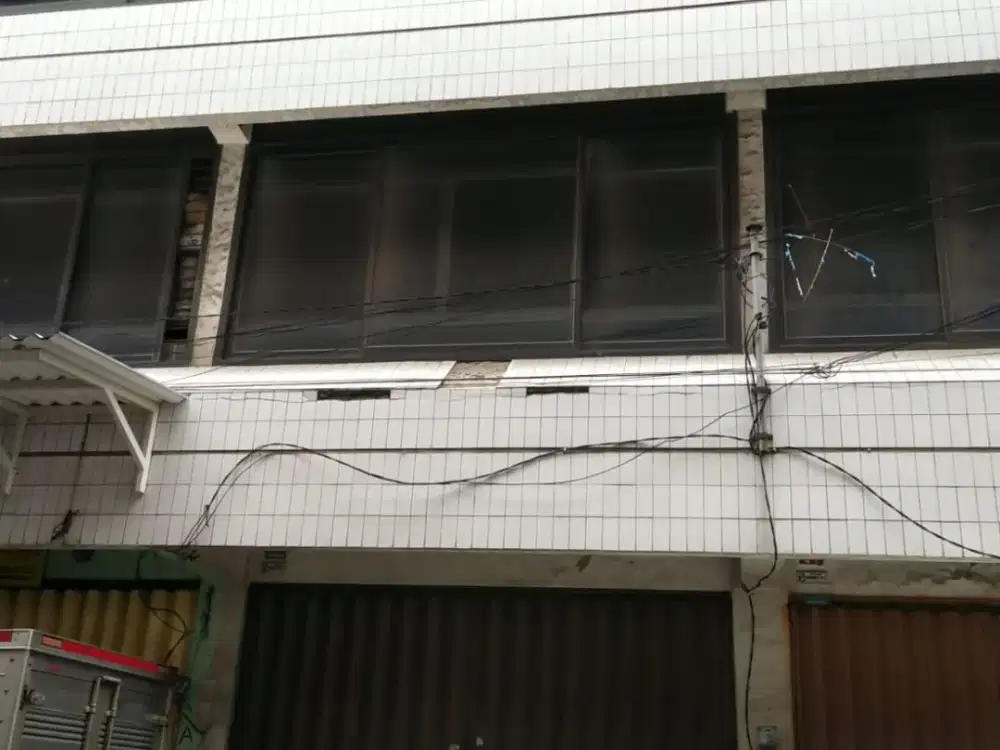 Ruko 4 Lantai Pertokoan Kembang Jepun