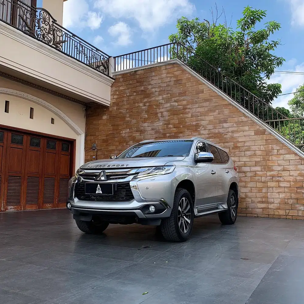 ( Km 61.000 ) 2018 Mitsubishi Pajero Sport 2.4 Dakar 4X2 Diesel A/T