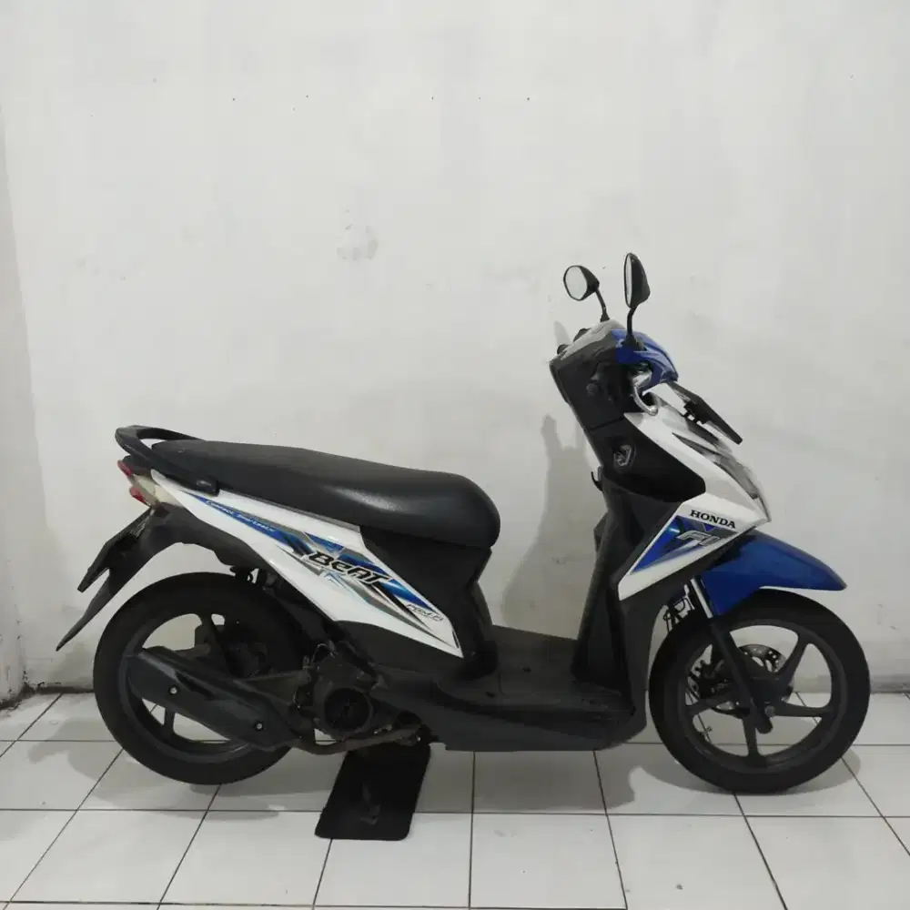 Honda Beat ESp 2015 Orisinil Lengkap Bagus Mesin Aluss