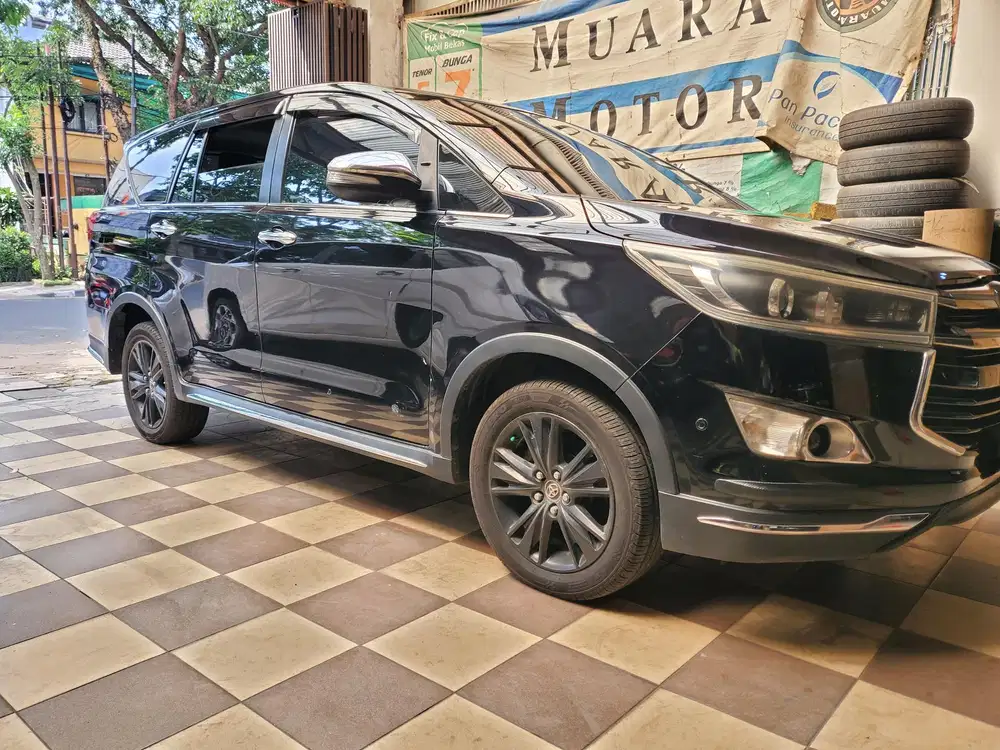 INNOVA VENTURER DIESEL AT 2016.KM 82RIBU