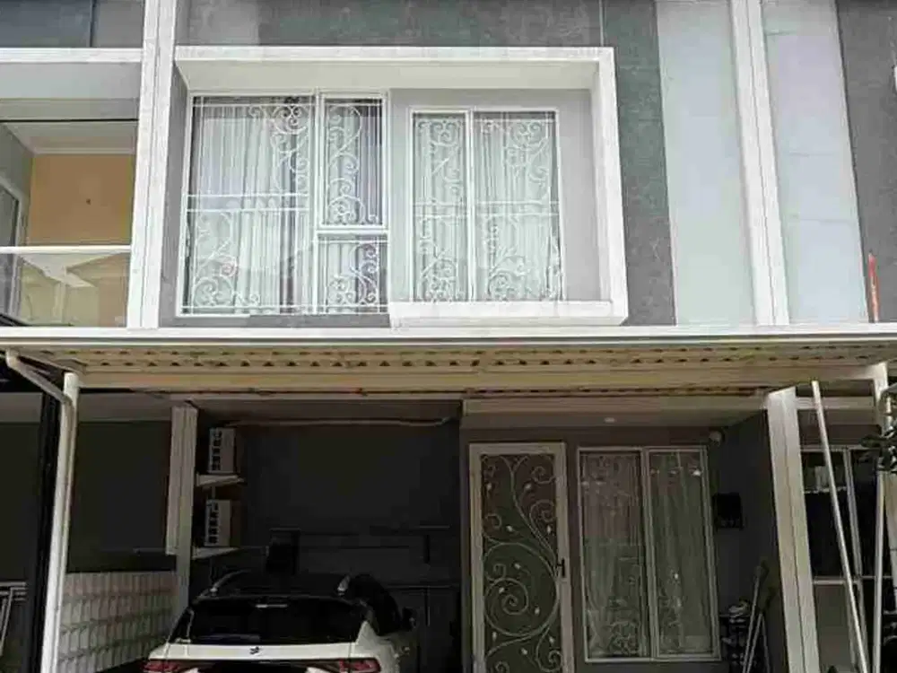 rumah 2 lantai semi furnish 3 kamar tidur