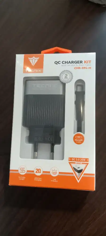 Tecnix CHR-094 Adapter Charger Kit 20W 3.0 Fast Charging With Kabel