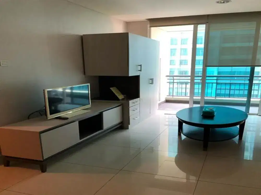 Cozy Modern Minimalist with Soft Classic Touch, Disewa 2BR Central Park Residences Di Atas Mall Central Park & Dekat Central Park 2