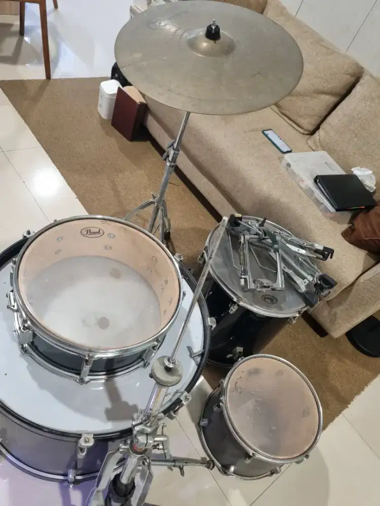 Drum set lengkap bekas
