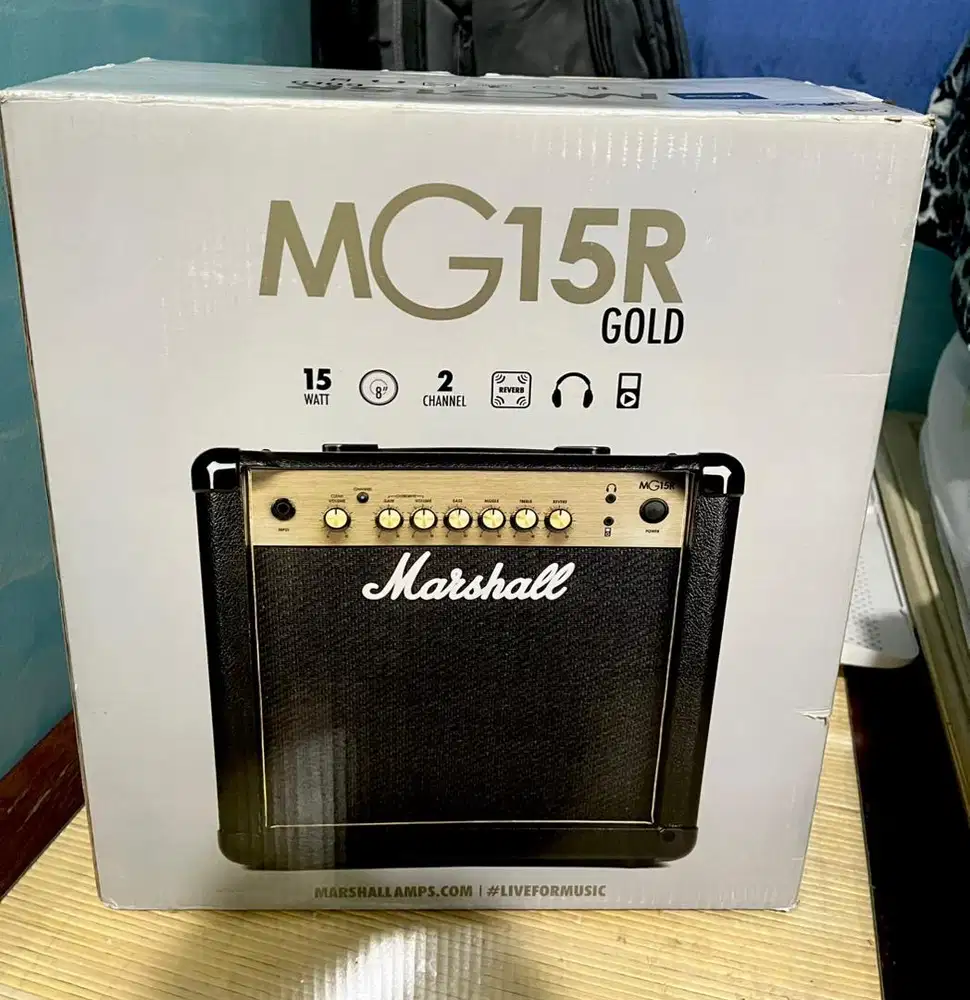 Amplifier Marshall MG15R GOLD Series 15 watt Combo with Reverb