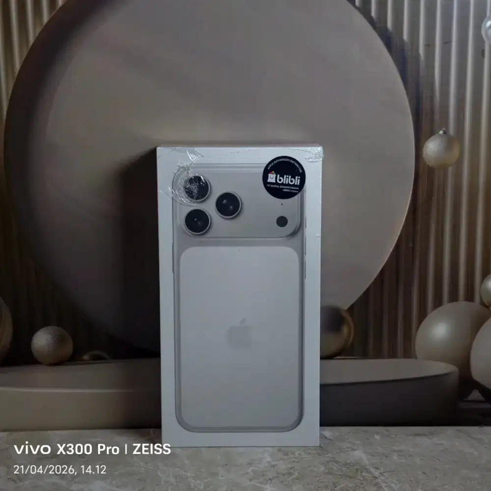 Iphone 17 pro max 256gb silver baru