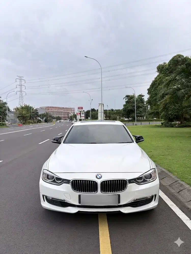BMW 320i 2013 Bensin