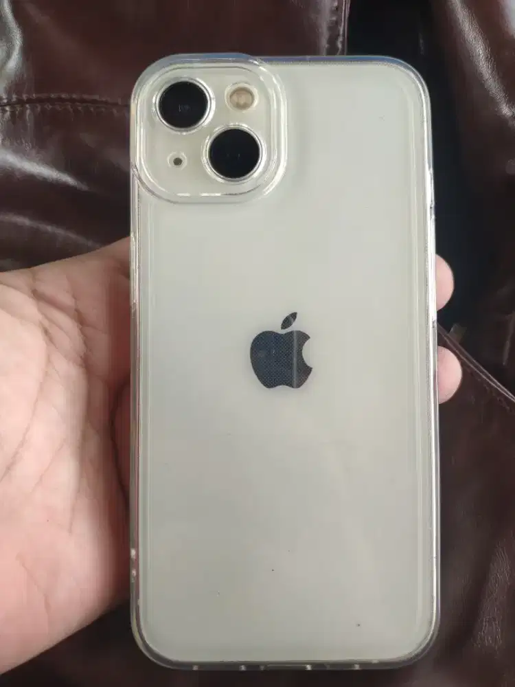 iPhone 13 basic putih