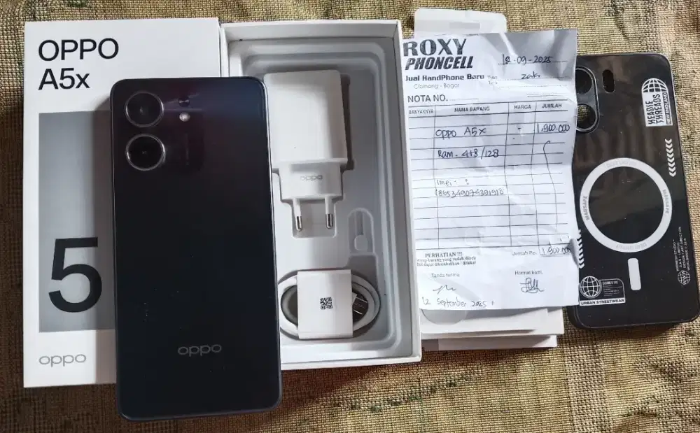 VIVO Y04s RAM 4+4/128