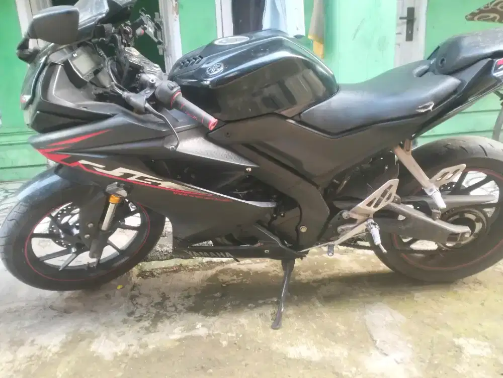 Di jual mtr R15 di jual cepet