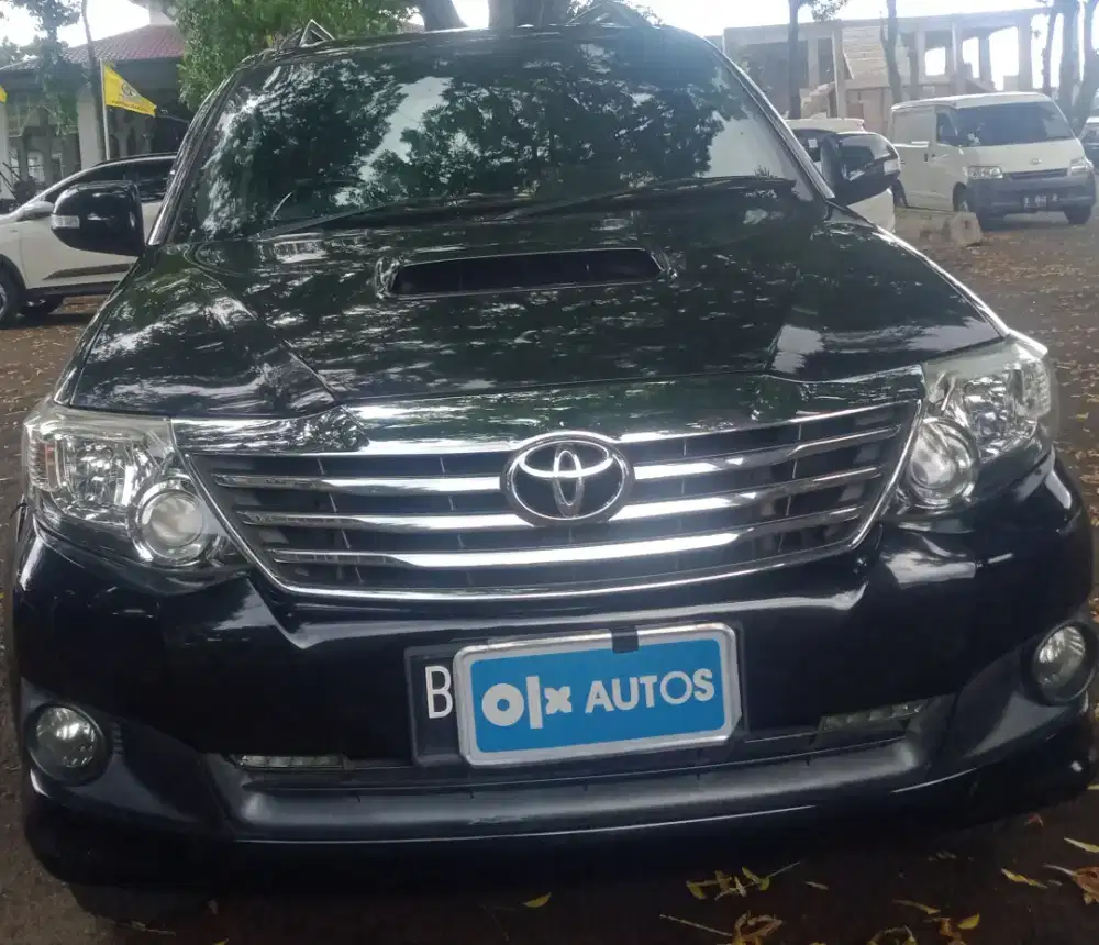 Toyota Fortuner Diesel AT 2014 Hitam, plat F, terawat, muluss, no PR