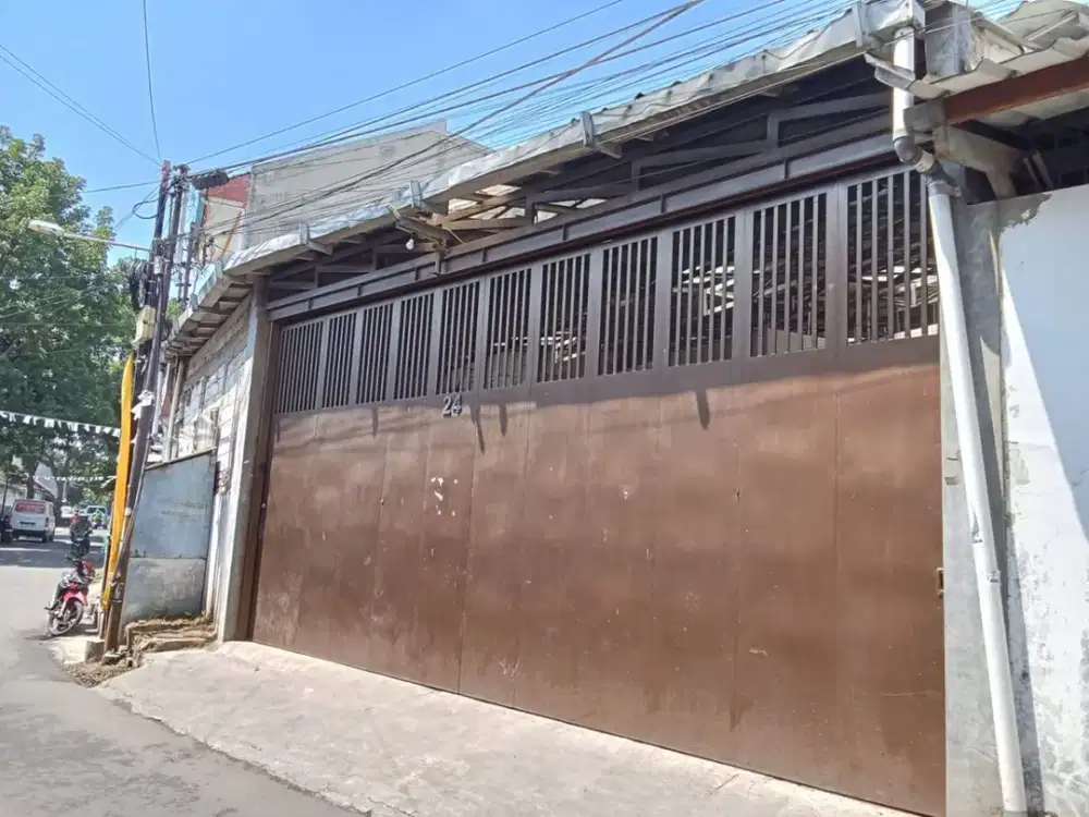 Gudang Tengah Kota di Bojongloa Dekat Akses Tol Pasirkoja Bandung