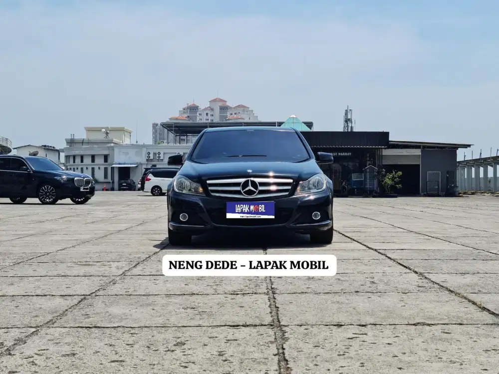 Mercedes Benz C200 1.8 Avangarde AT 2013