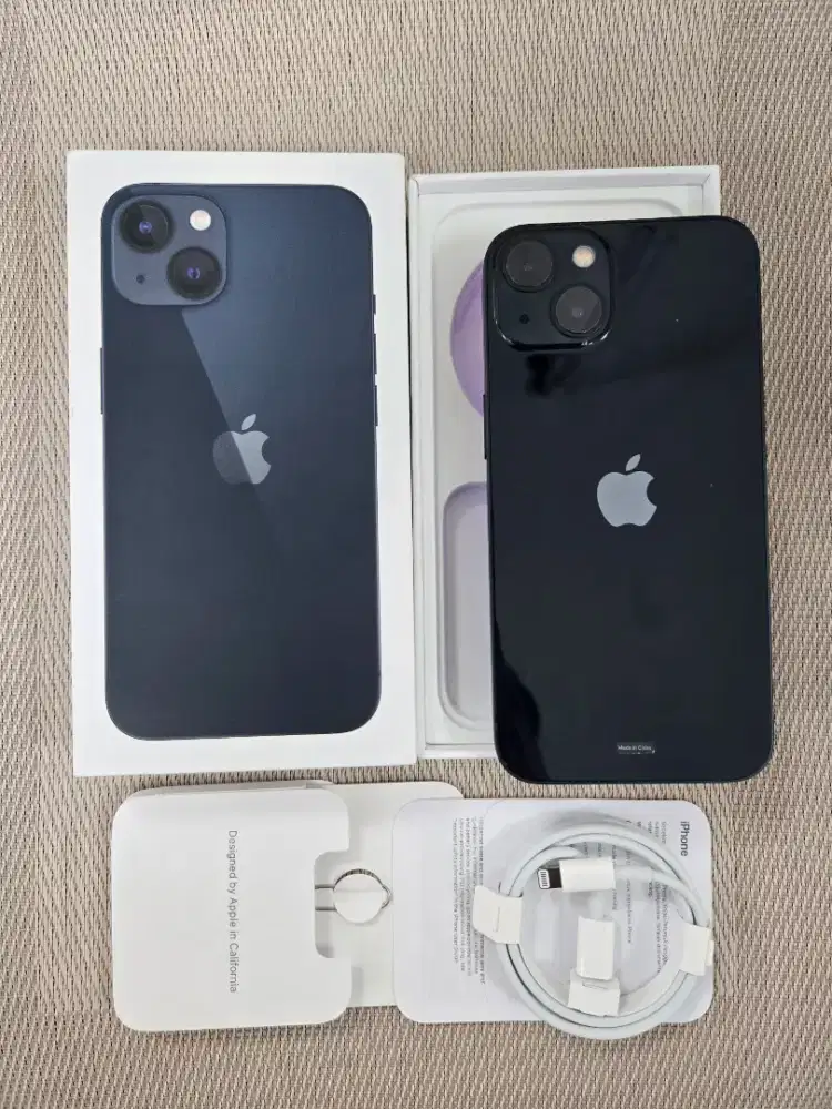 iPhone 13 128 GB Open Book