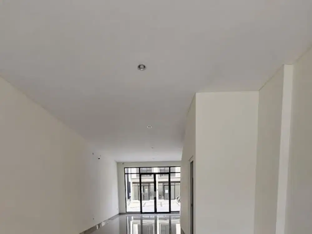 Disewakan Termurah dan Cepat Ruko 2 Muka di Sorrento Grande Gading Serpong Strategis