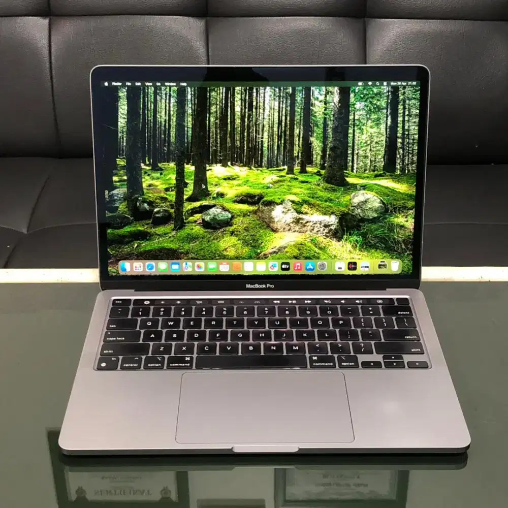 MacBook Pro M1 2020 13” 8/256GB – Mulus, Siap Pakai!