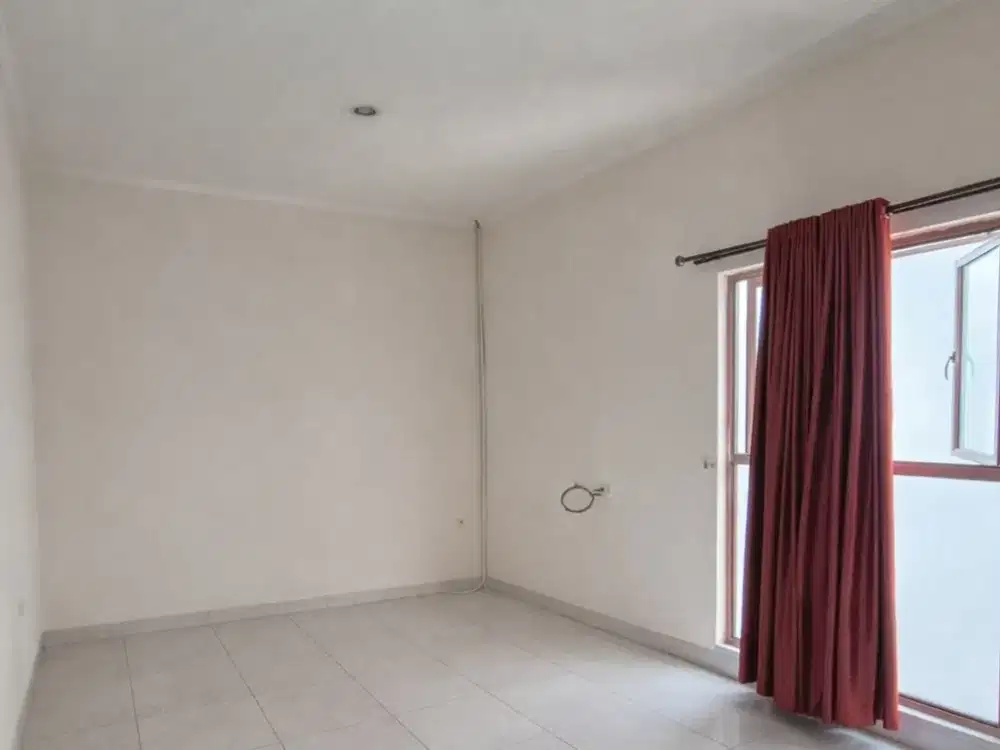 Rumah Bagus Siap Huni di dalam Cluster di Jakarta Garden City, Cakung, Jakarta Timur