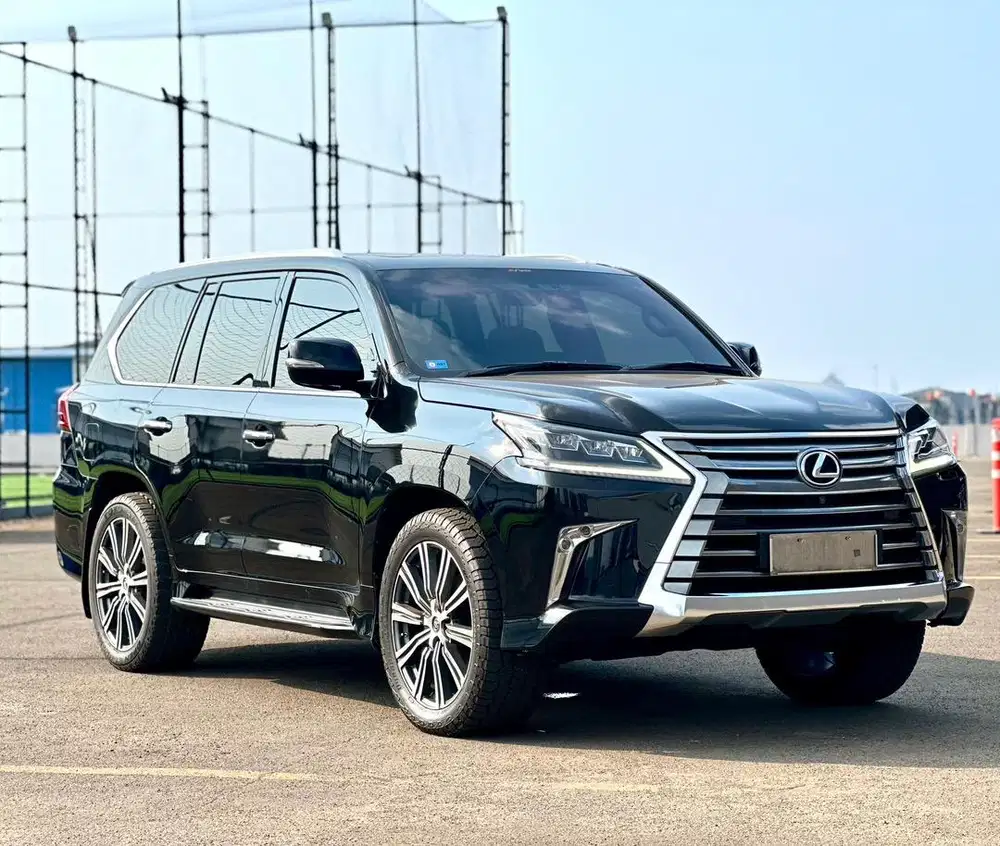 Lexus LX570 2016 full original low km 50 ribuan record like new