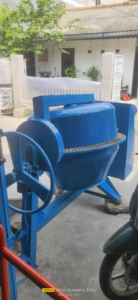 JUAL MOLEN COR KONDISI HIDUP tidak ada roda 1