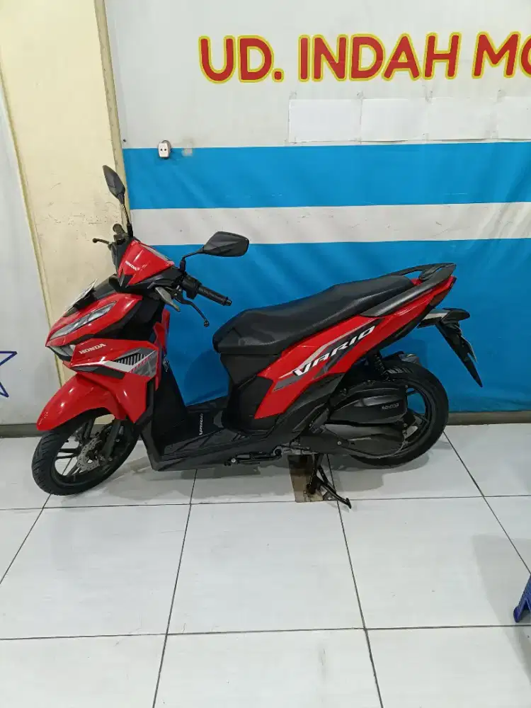 VARIO ESP CBS SPORTY FI ECO 2023 CC125 BISA KREDIT KM LOW