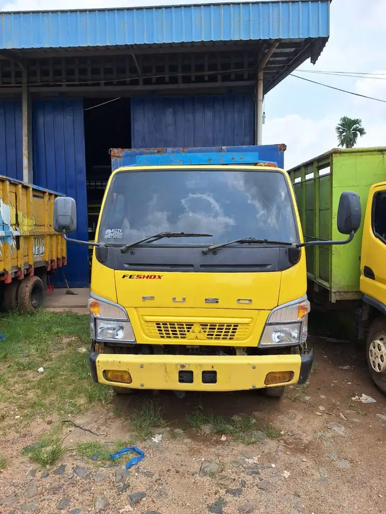 Mitsubishi colt FE 75 136PS bak besi