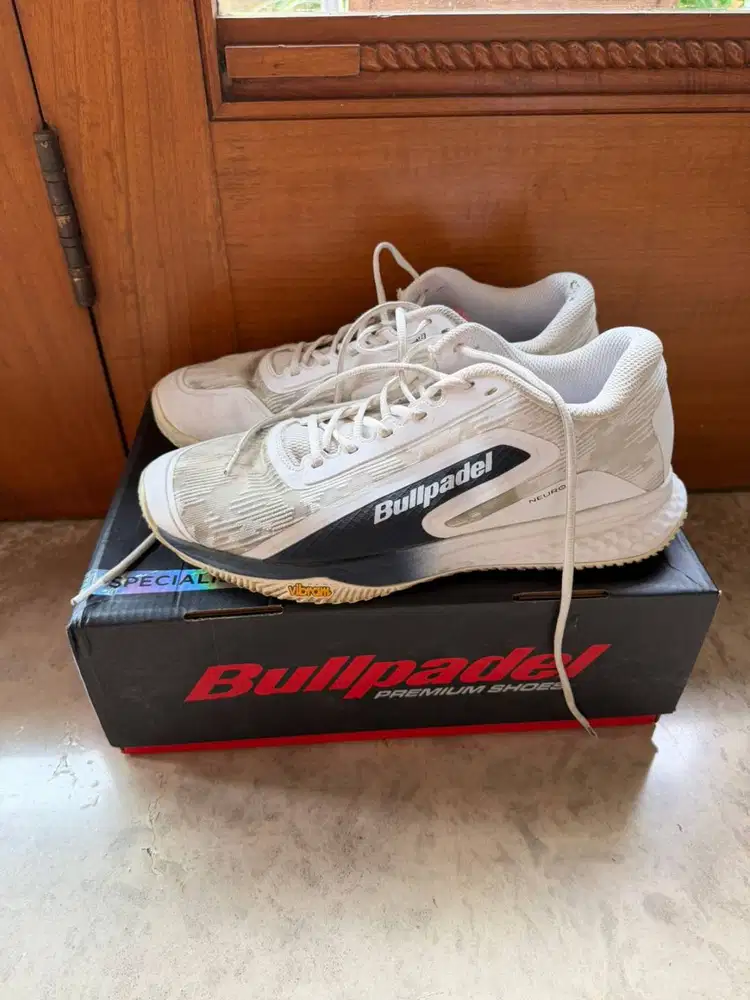 Sepatu Padel - Bullpadel Neuron Vibram 2025 - Used