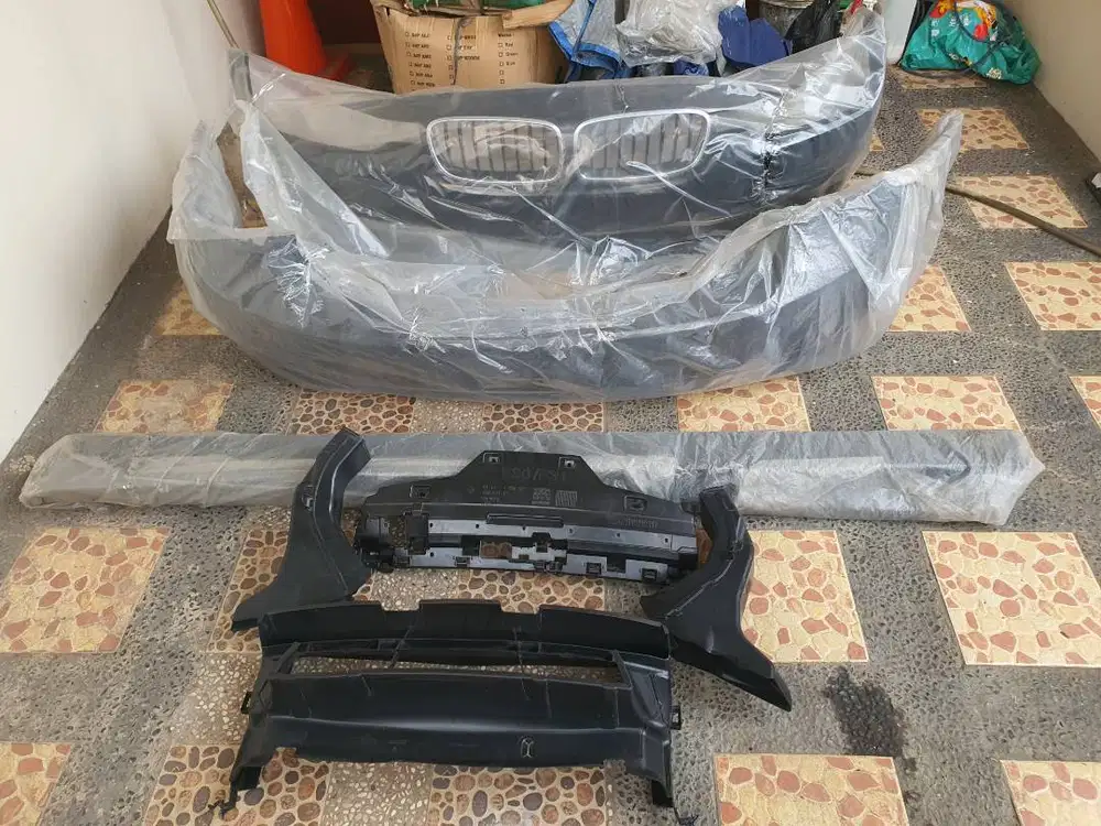 Bodykit / bemper set bmw 320i sport (f30)