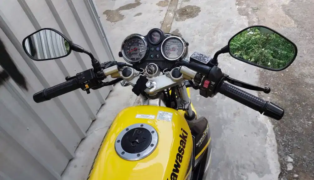 Kawasaki Ninja ss Tahun 2013