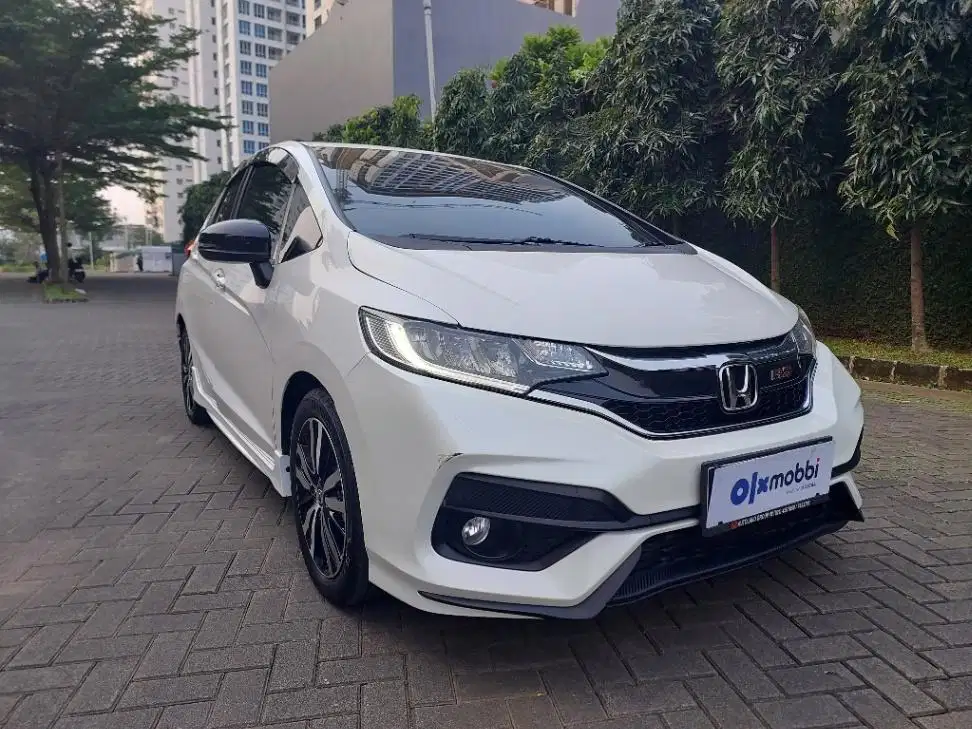 DP MURAH Honda Jazz 1.5 RS Bensin-AT 2019 Putih CNZGB