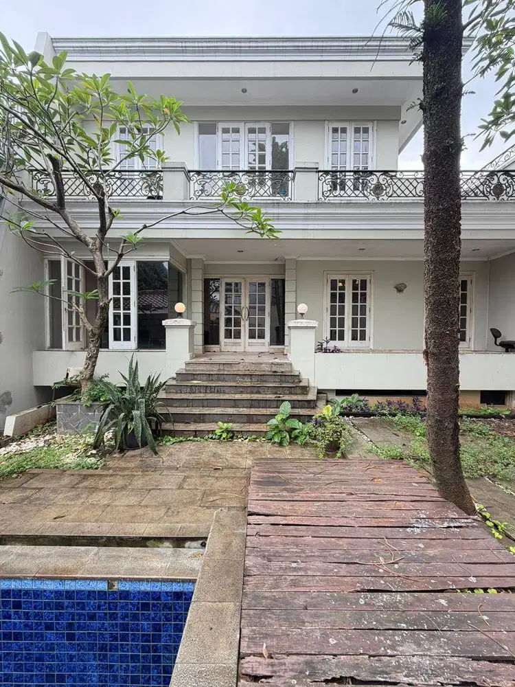 Dijual Rumah Mewah dengan Kolam Renang&Gym Pribadi di Jaksel ND-18085