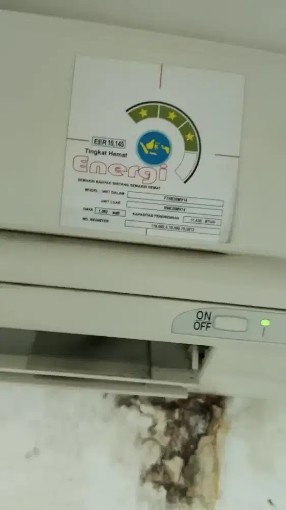 Dijual AC Daikin 1,5 PK bekas dan Kipas Angin Bekas