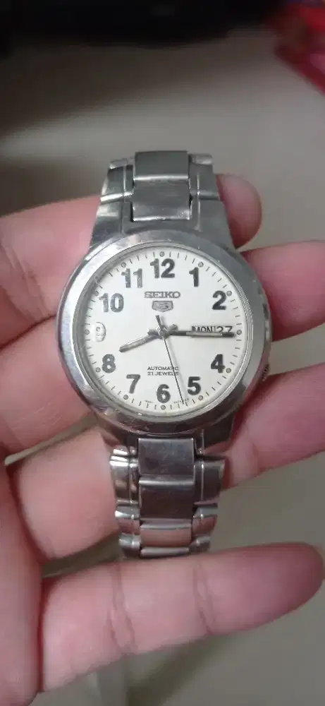 Seiko 5 model 7s26