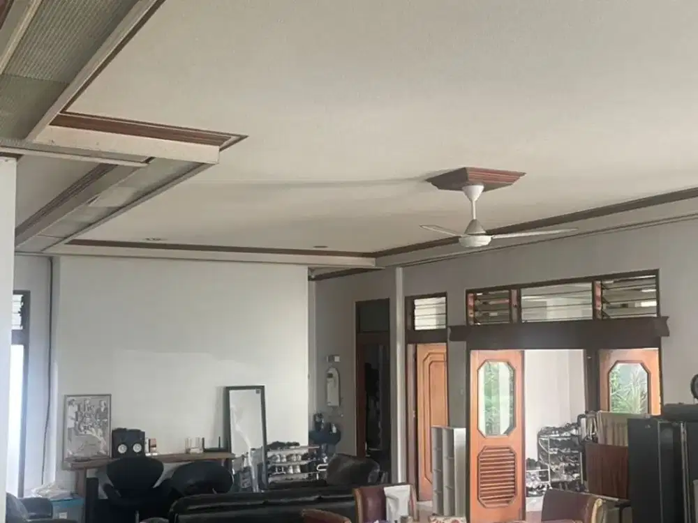 Rumah Bagus dan Megah di Mampang Prapatan