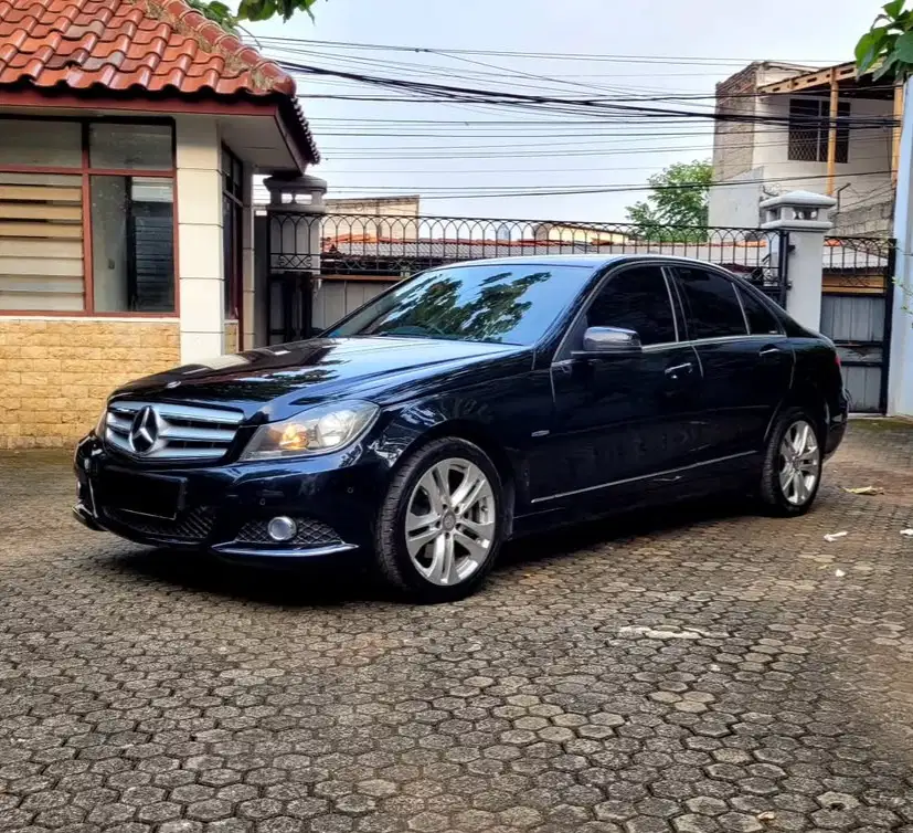 Mercedes benz C200 W204 CGI Avantgarde Mercy 2012