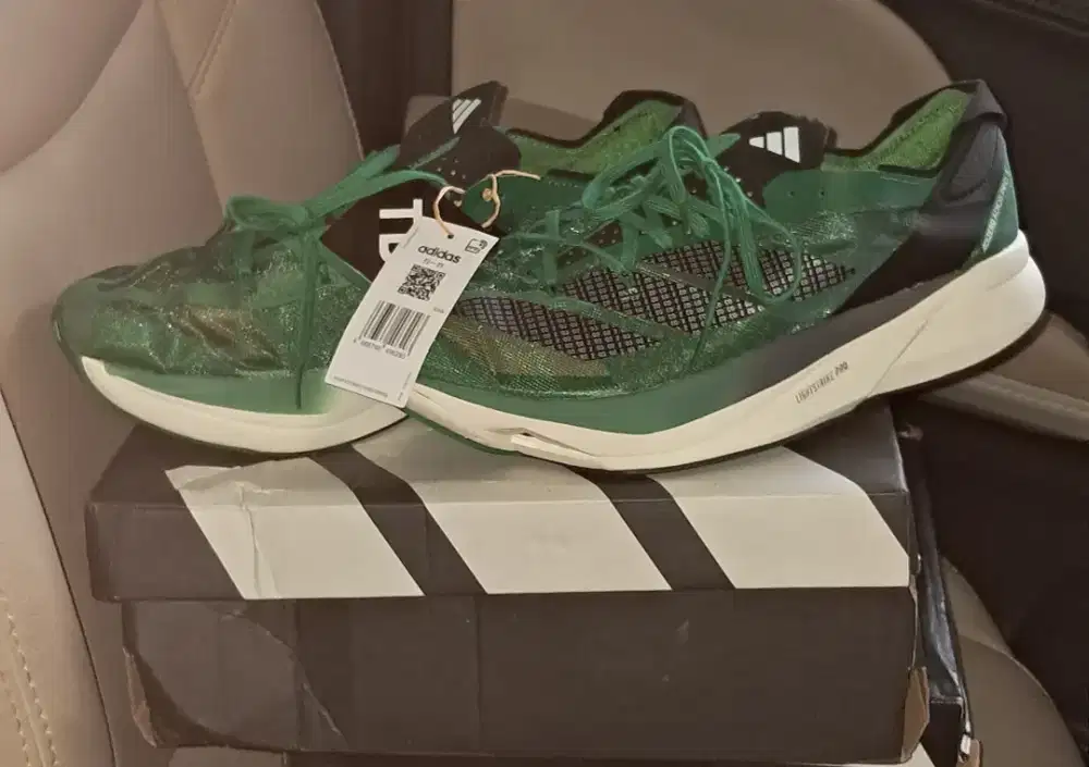 Sepatu runing Adidas nmr 43