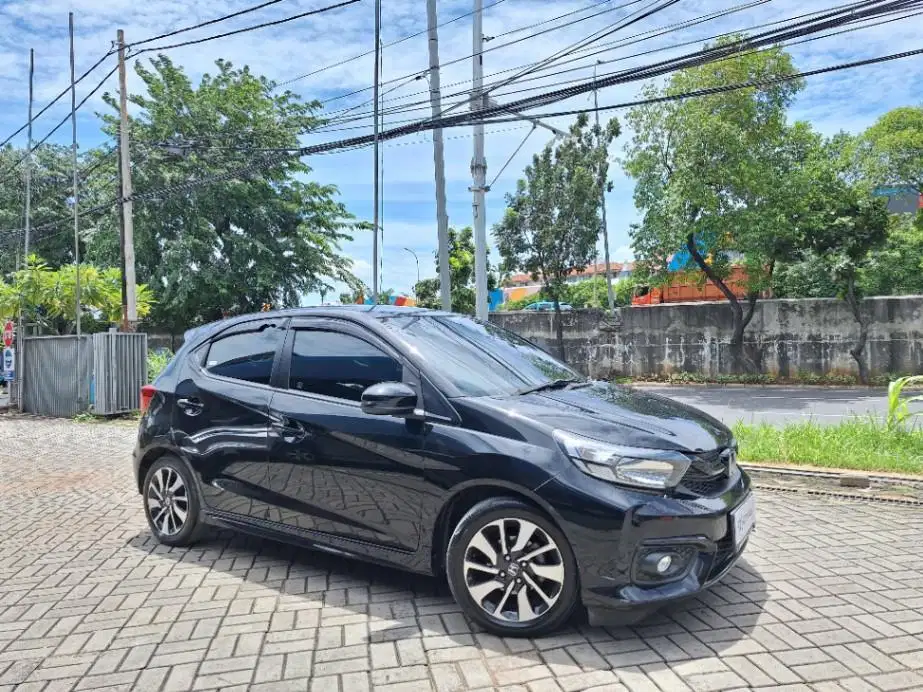 DP MURAH Honda Brio 1.2 RS Bensin-AT 2021 Hitam CNISB