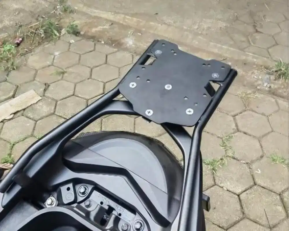 Bracket Box NMAX Neo S / Turbo 2024 Up Tanpa lepas Behel Ori